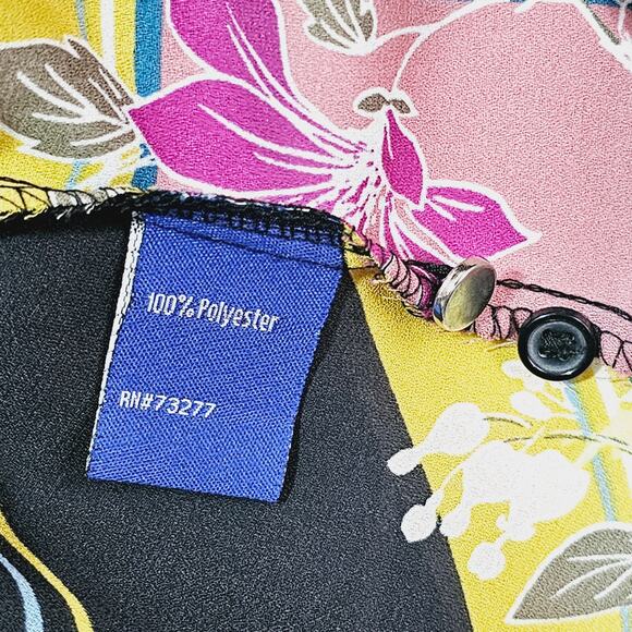 Apt. 9 Button-Up Blouse Women's Size M Abstract Floral Pockets Business Casual - Picture 4 of 7